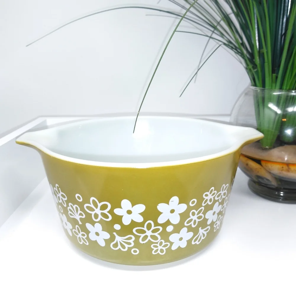 Vintage Pyrex Green Daisy 1 QT Dish - Picture 1 of 2